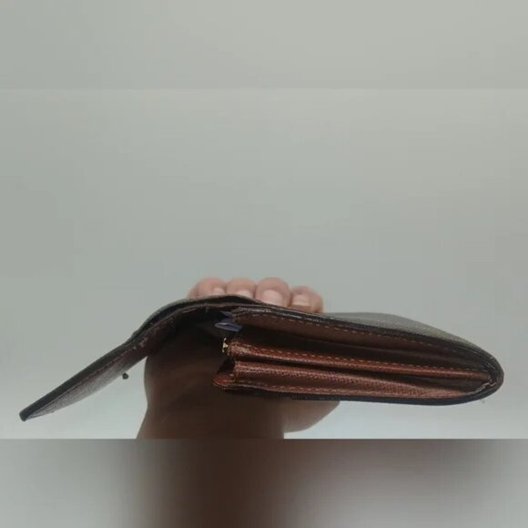 Louis Vuitton Sarah Wallet with COA​​ - Picture 12 of 16